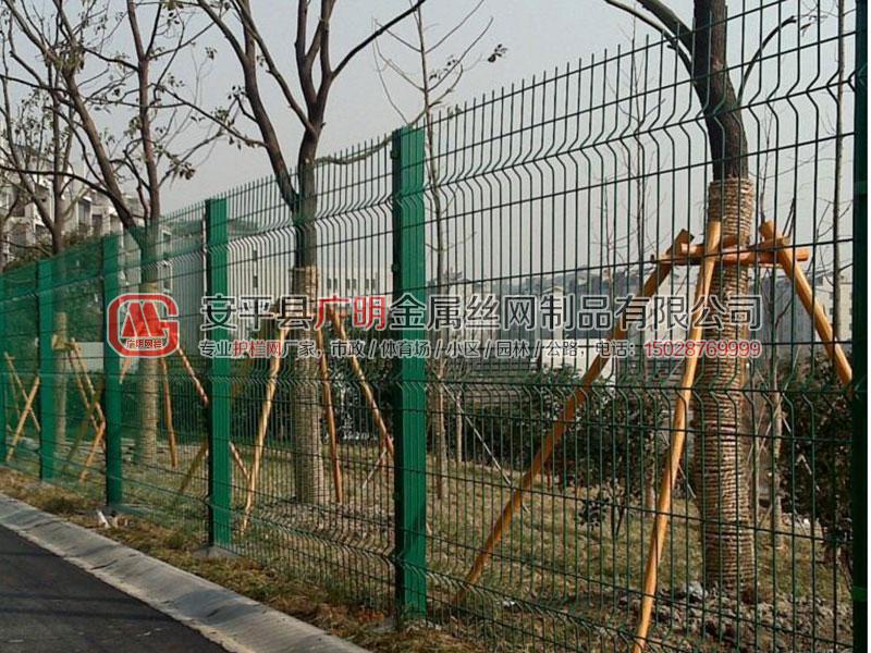 小區(qū)護(hù)欄