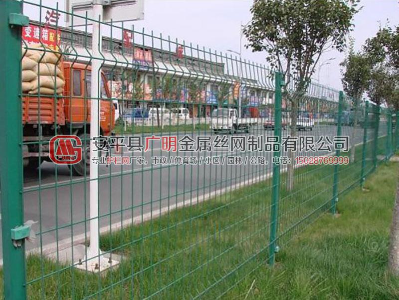 小區(qū)護(hù)欄